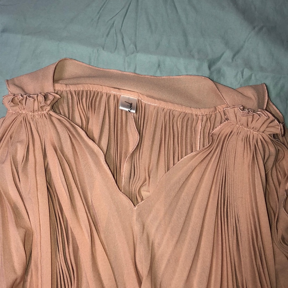 Chicwish peach pleated belt dress, S - Picture 4 of 9